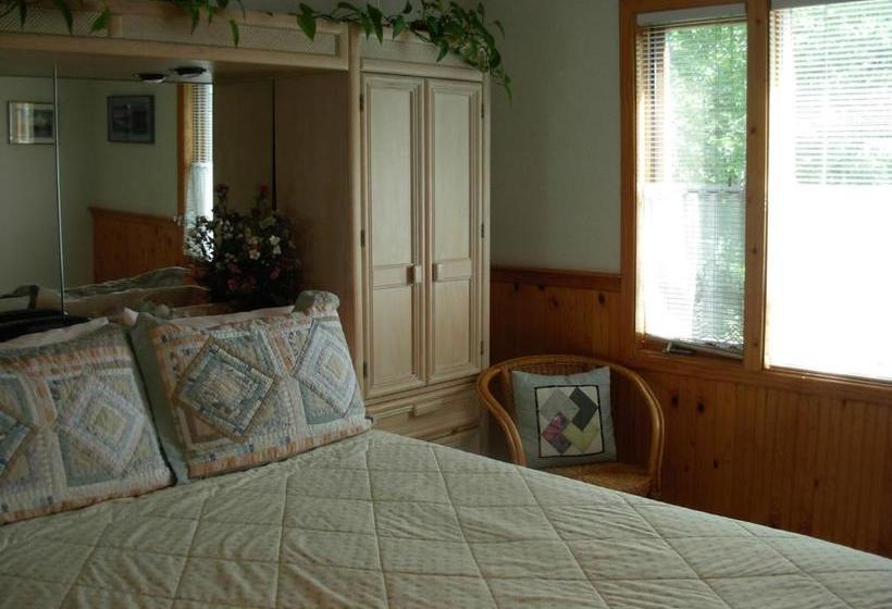 Alaska Chalet Bed & Breakfast