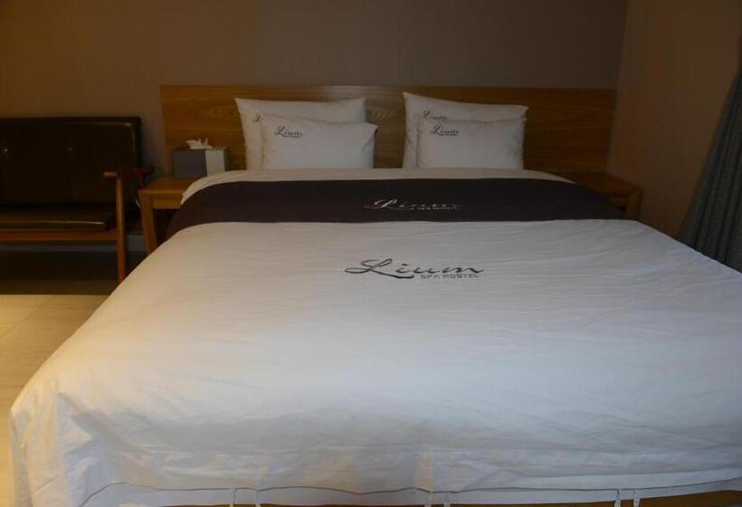 Lium Spa Hostel