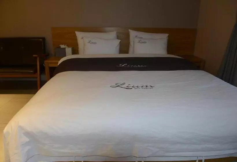 Lium Spa Hostel
