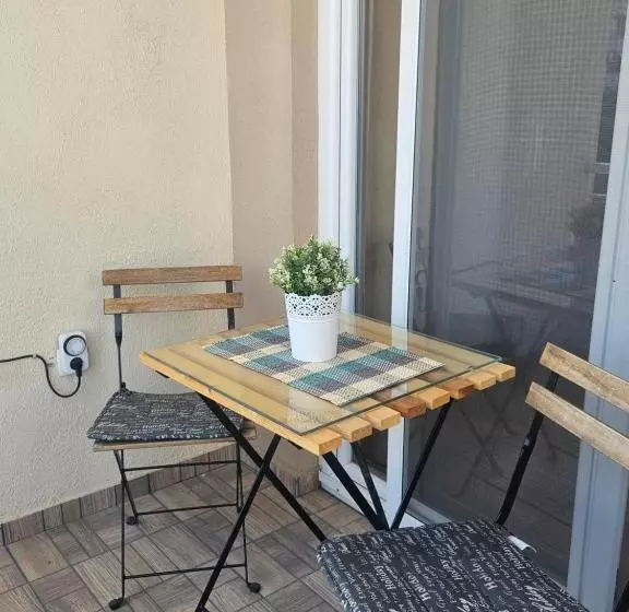 پانسیون Apartments Lotus