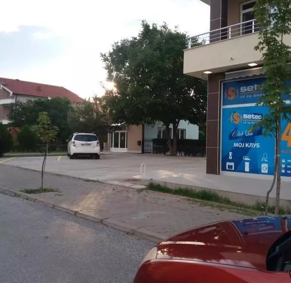پانسیون Apartments Lotus