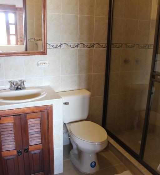 ユースホステル Apartahotel Villa Rosita