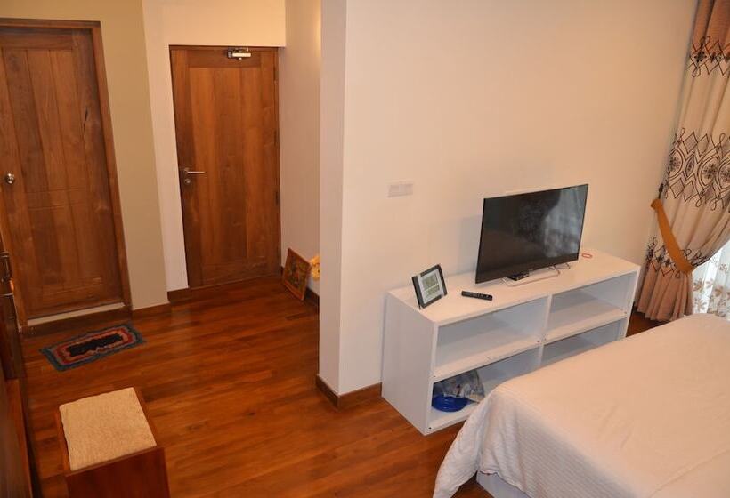 بنسيون Anchorage Villa