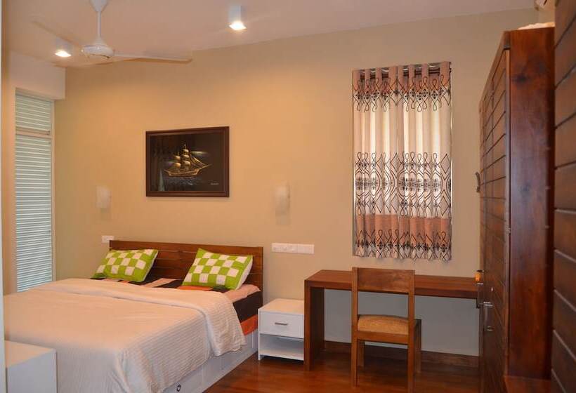 بنسيون Anchorage Villa