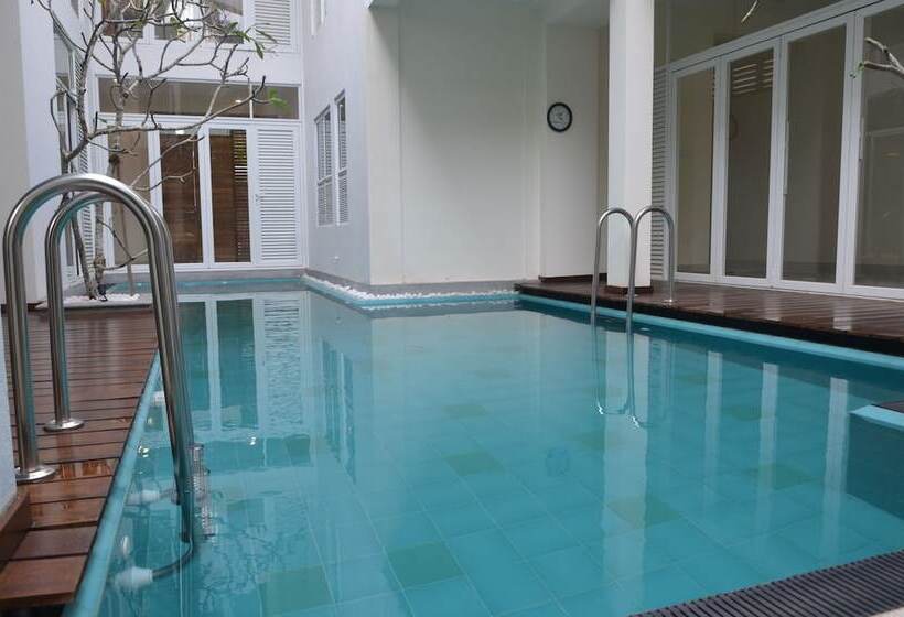 بنسيون Anchorage Villa