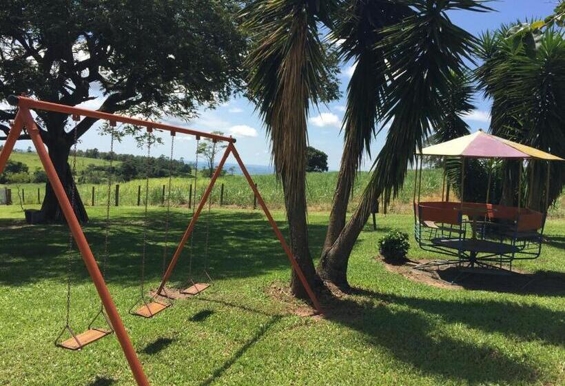 ペンション Chales Da Serra