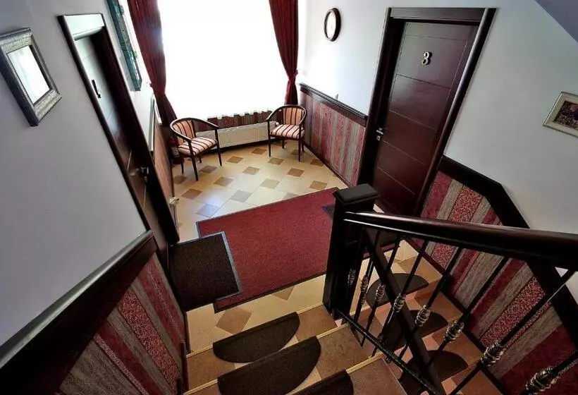 ペンション Vila Moldavia Class