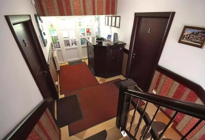 ペンション Vila Moldavia Class