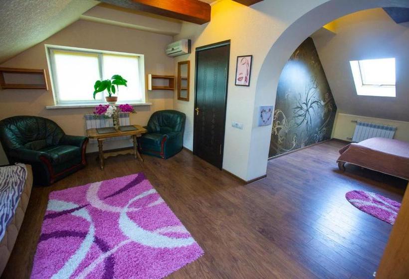 旅馆 мини отель Voyage