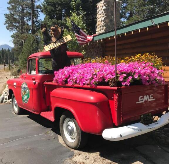 مبيت وإفطار Fireside Lodge