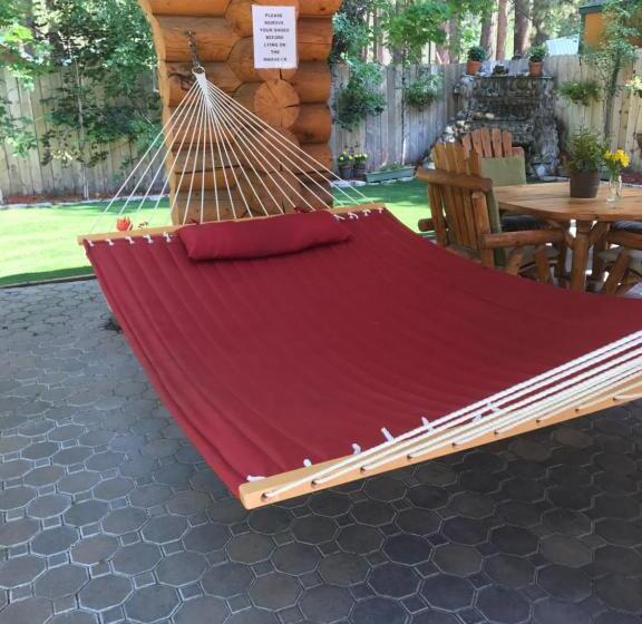 مبيت وإفطار Fireside Lodge