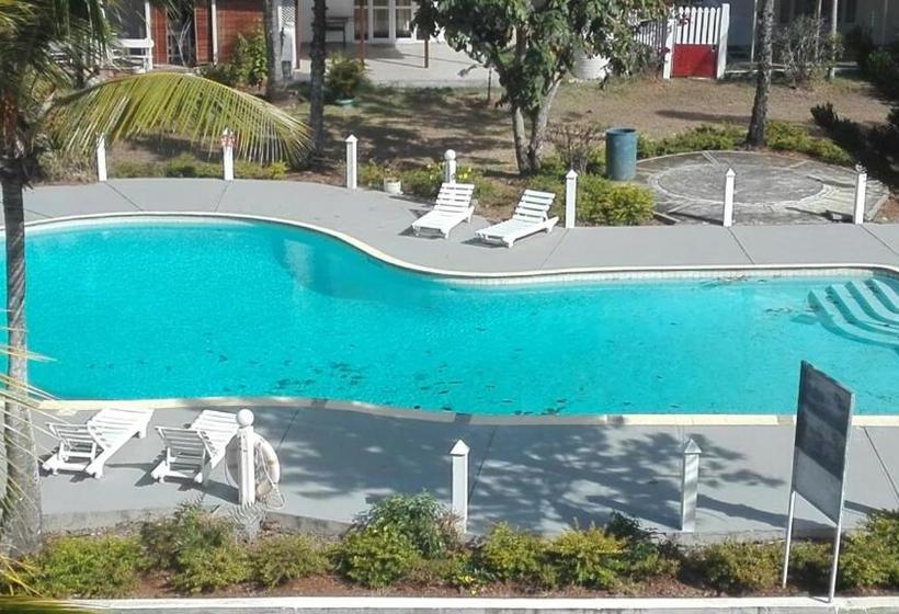 پانسیون La Francaise