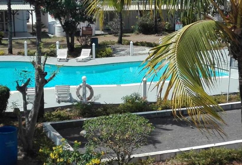 پانسیون La Francaise