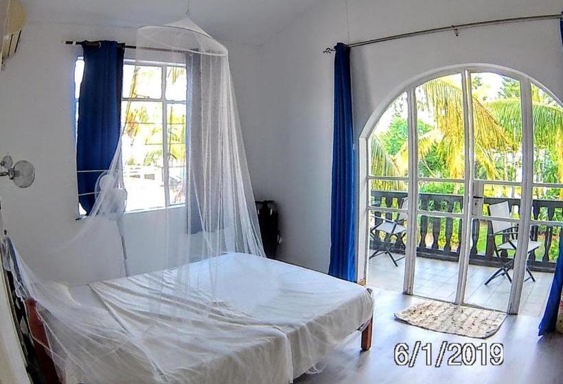 پانسیون La Francaise