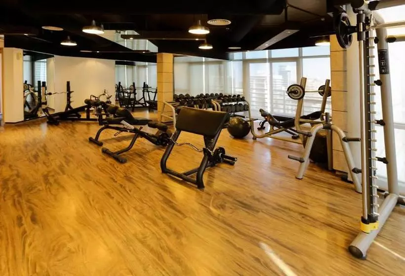 Golden Al Nawras Tower