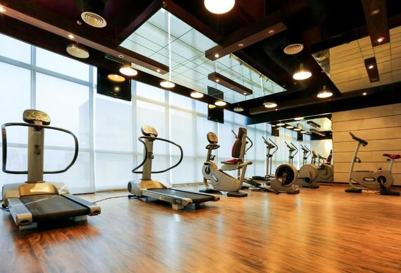 Golden Al Nawras Tower