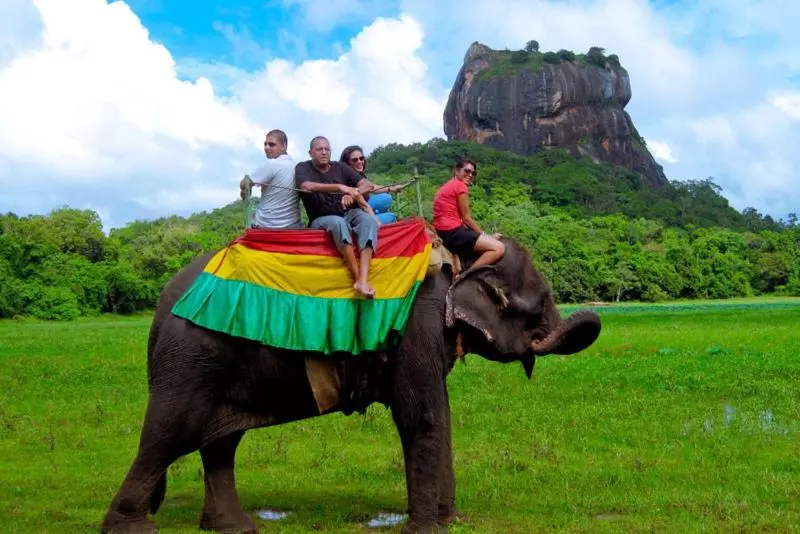 Retkeilymaja Kings Village Sigiriya
