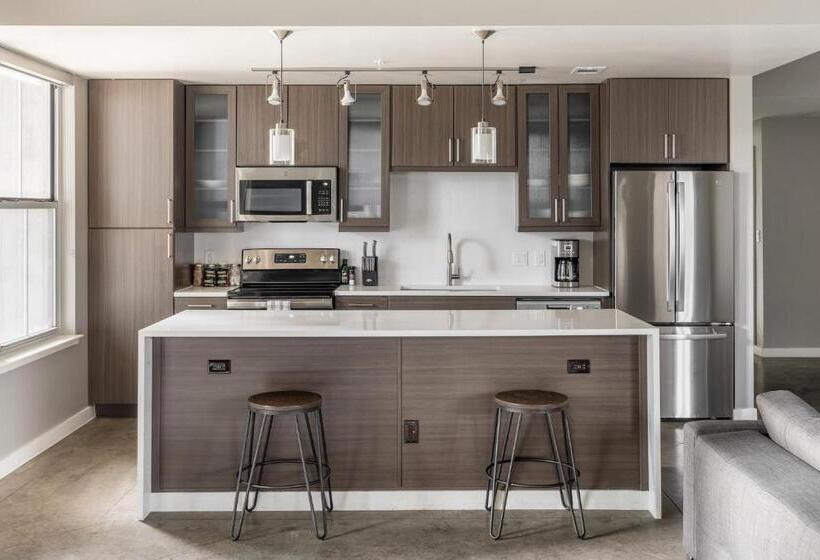 Kasa Downtown Austin