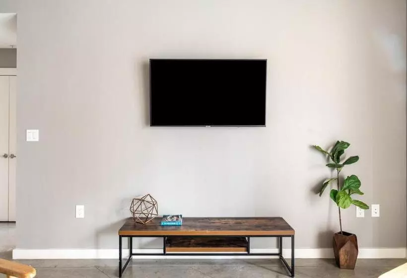 Kasa Downtown Austin