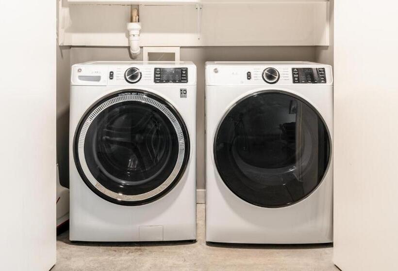 Kasa Downtown Austin