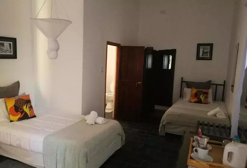 پانسیون Kamelruhe Guest House & Camping