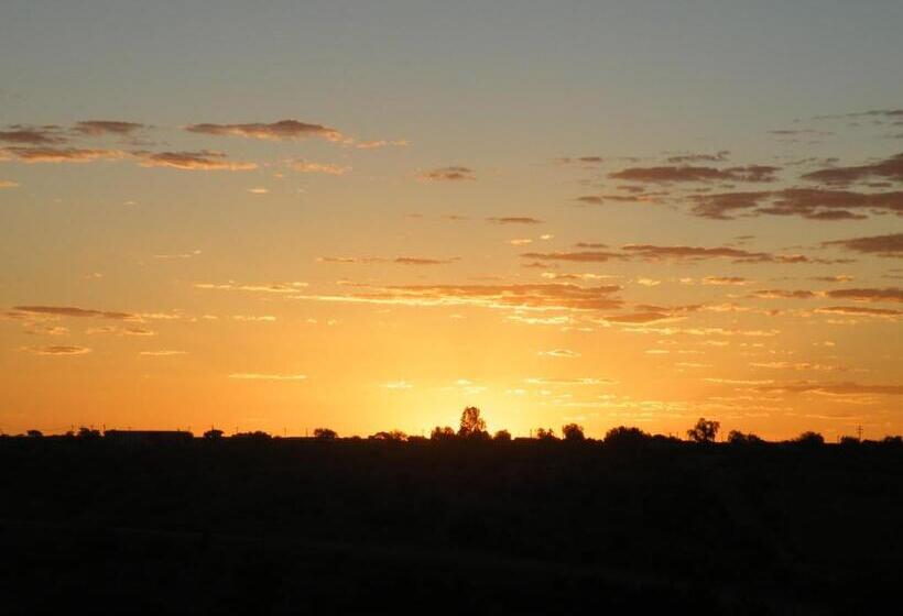 پانسیون Kamelruhe Guest House & Camping