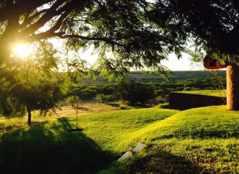 پانسیون Kamelruhe Guest House & Camping