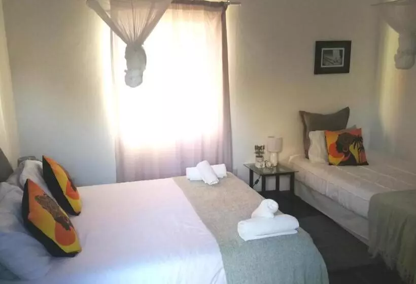 پانسیون Kamelruhe Guest House & Camping