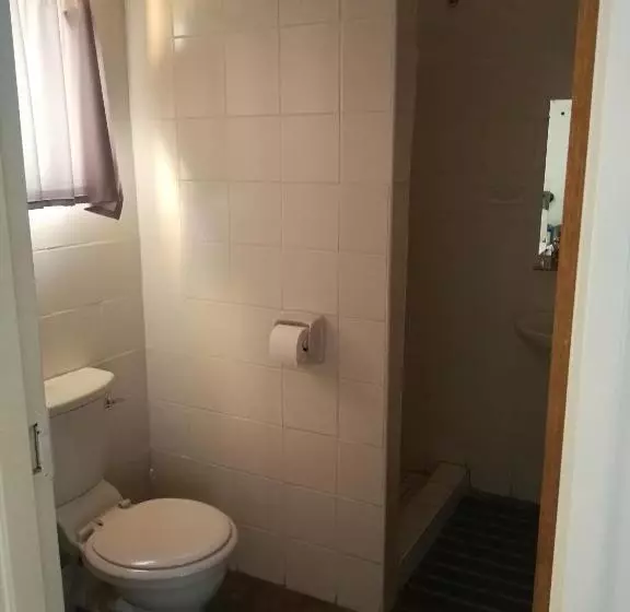 پانسیون Kamelruhe Guest House & Camping