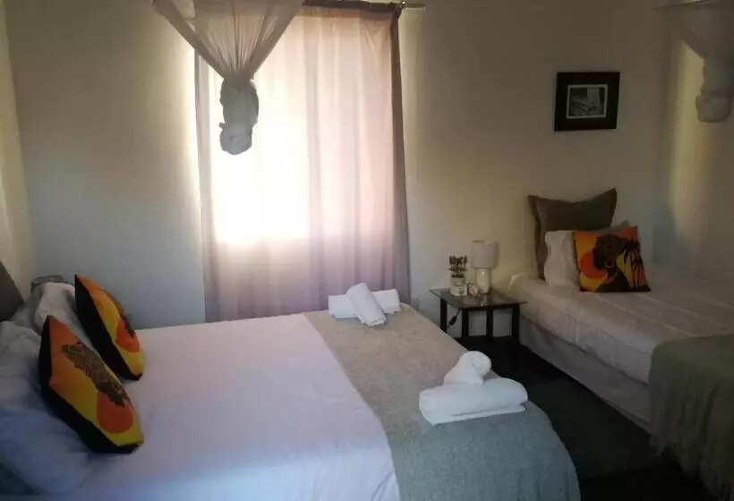 پانسیون Kamelruhe Guest House & Camping