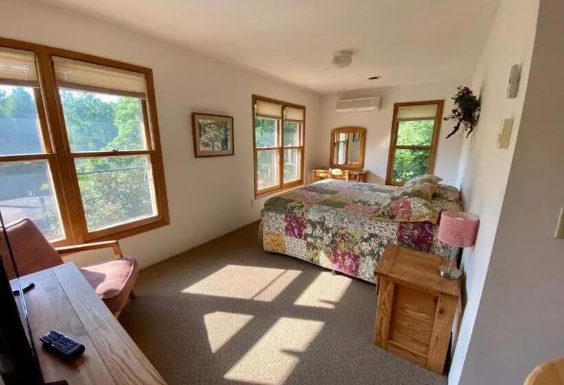 Peters Sunset Beach Resort And Golf