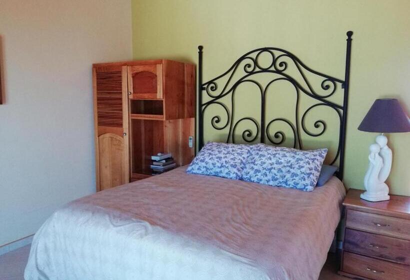 膳宿费 Castillito Kin Nah