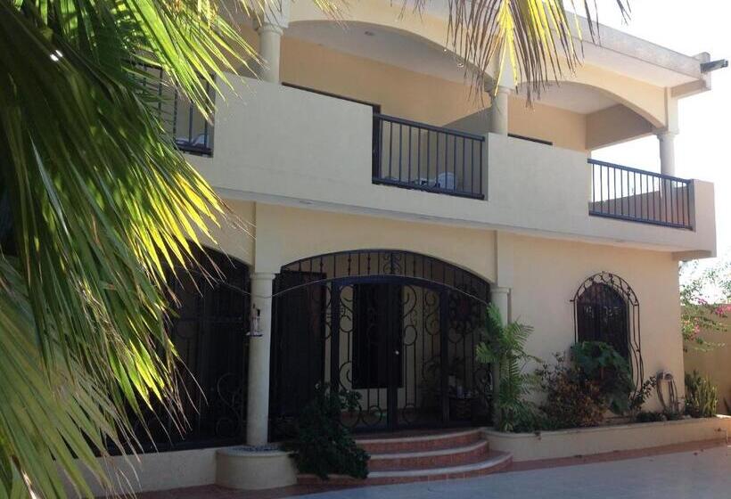 膳宿费 Castillito Kin Nah