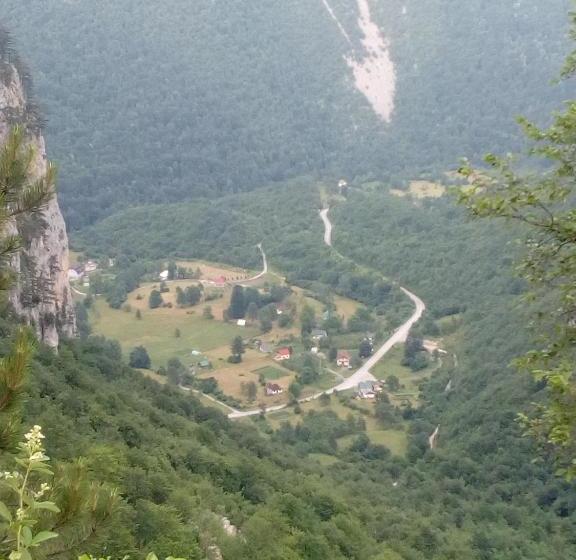 پانسیون Guesthouse Stanišić