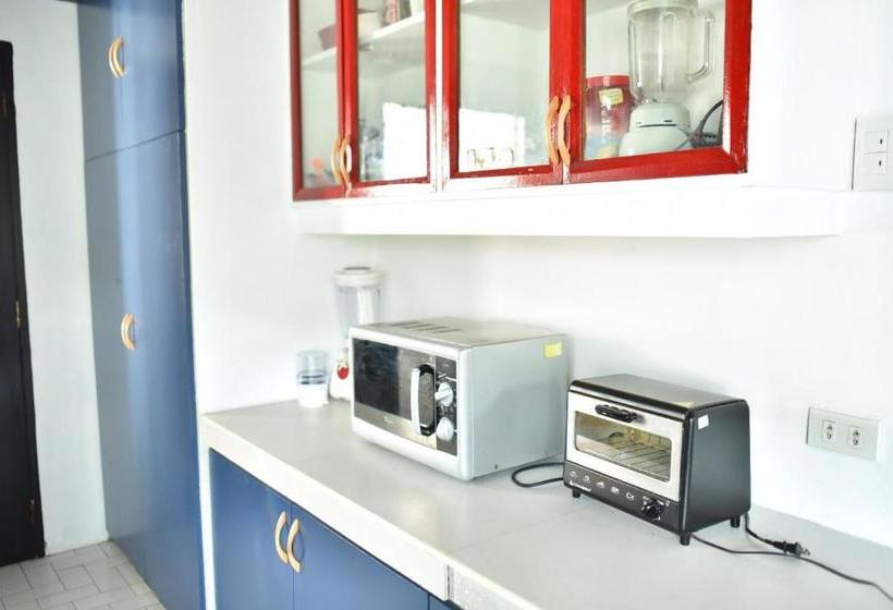 Pensió Guesthouse Storyshare Apas