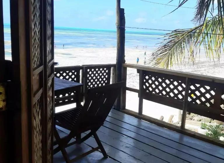 ペンション Mango Beach House