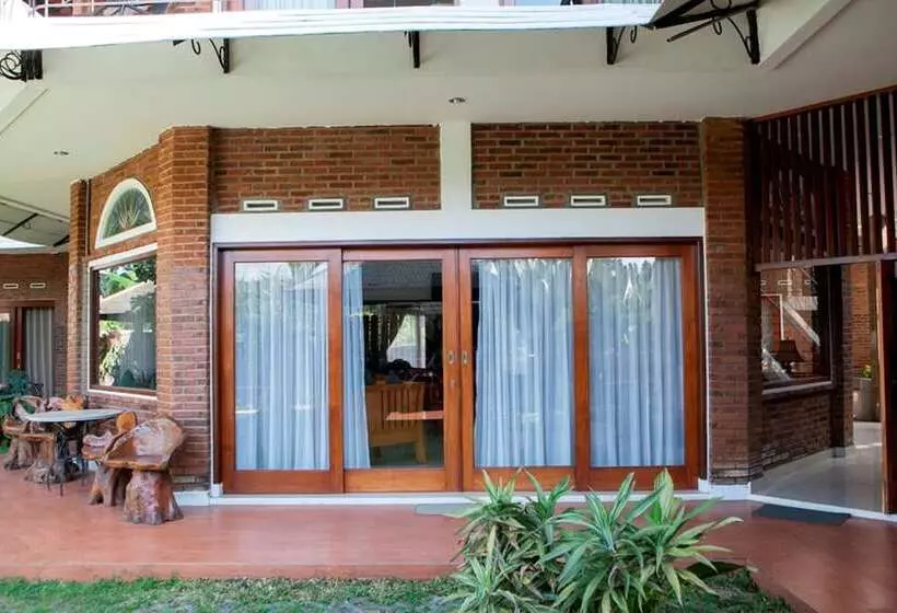 Majatalo Reddoorz Plus Near Dago Pakar