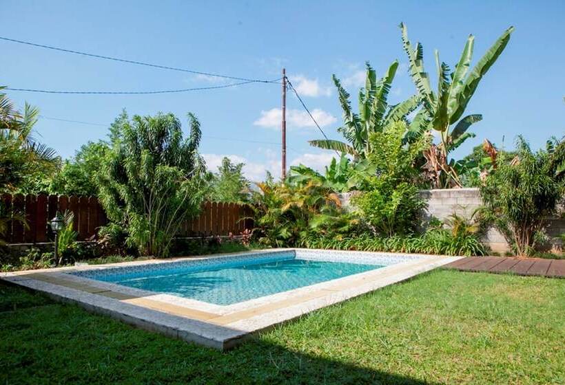 פנסיון Reddoorz Plus Near Dago Pakar