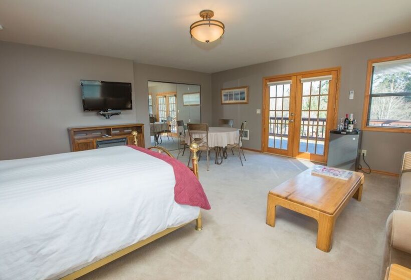 Brookside Bed & Breakfast