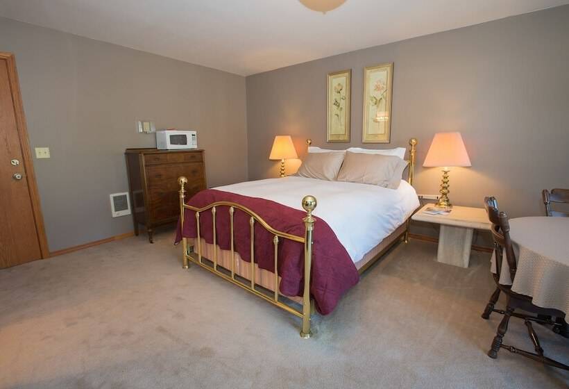 Brookside Bed & Breakfast