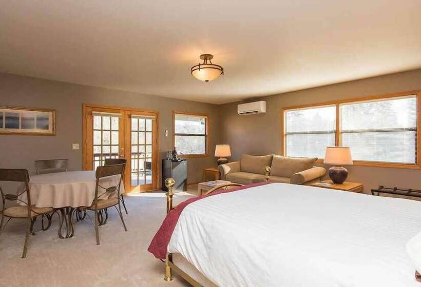 Brookside Bed & Breakfast