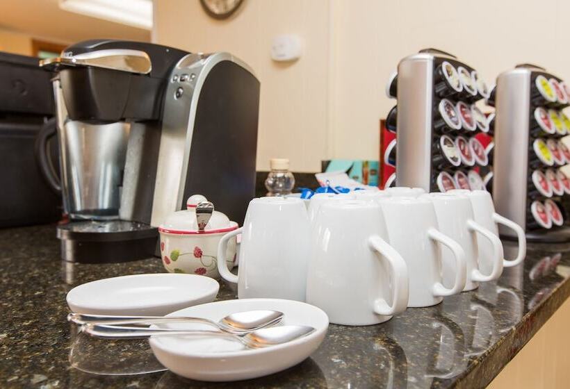 Brookside Bed & Breakfast