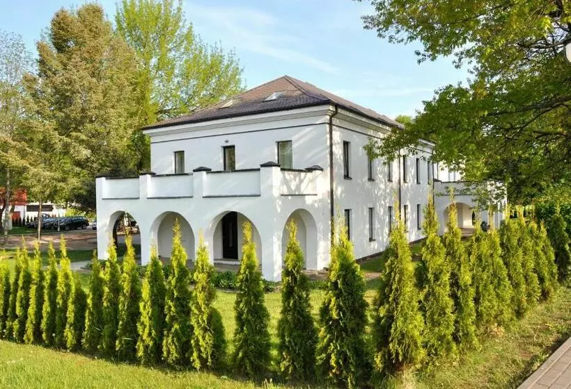 هتل Domus