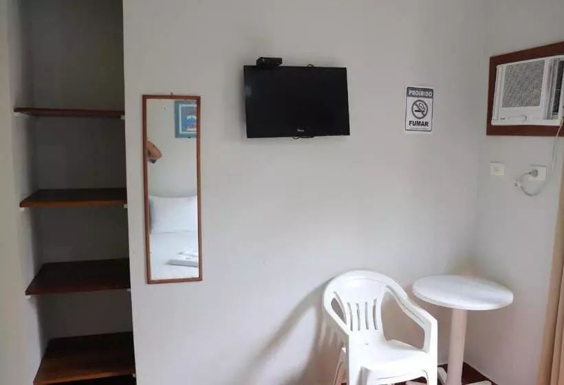 Majatalo Camping Pousada Ilha Do Mel   Frente Ao Mar