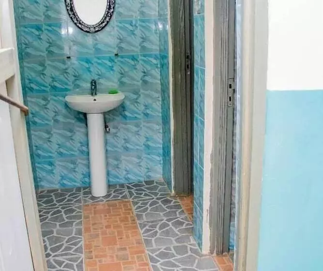 Majatalo Elizz Guest House