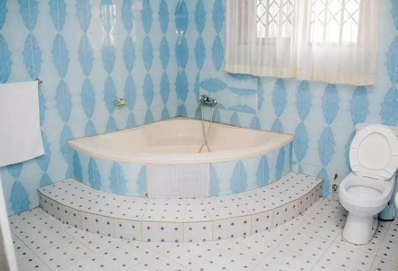 Majatalo Elizz Guest House