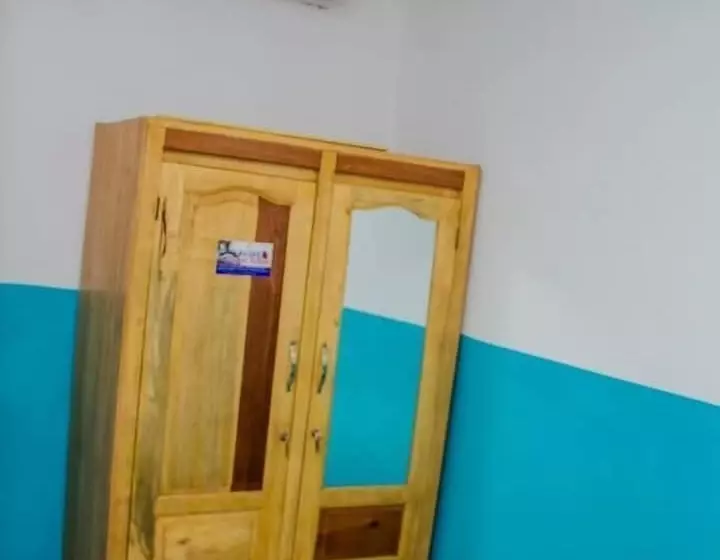 Majatalo Elizz Guest House