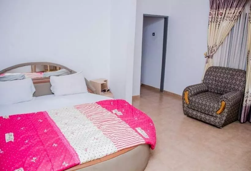 Majatalo Elizz Guest House