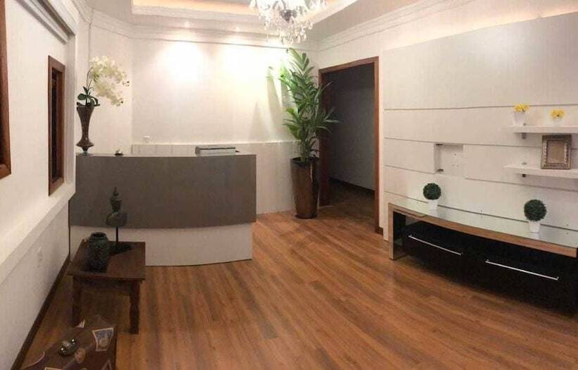 پانسیون Pousada Charm House