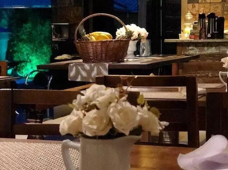 Majatalo Pousada Charm House